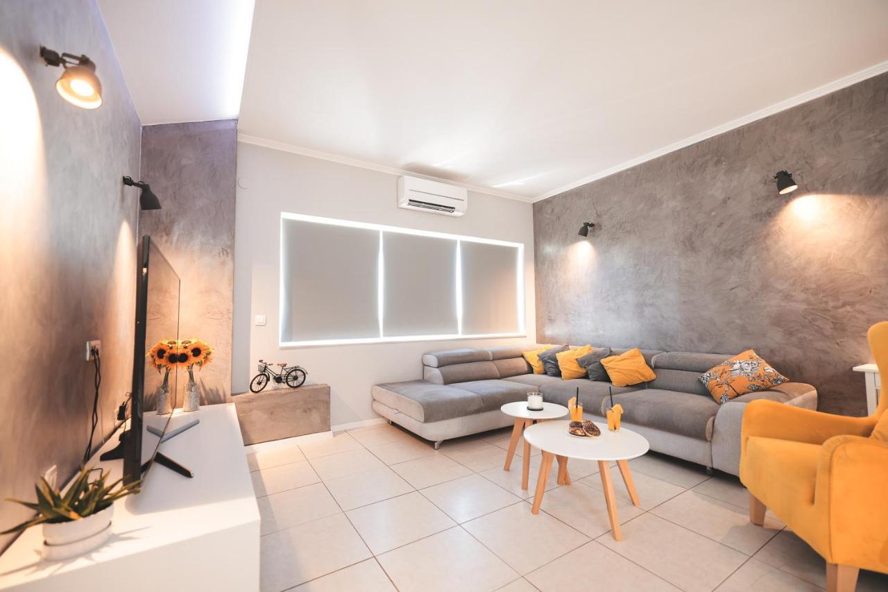 Apartment Dominik Zadar Exterior photo